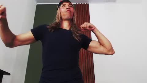 Snapshot of jeanys_sneider chatting on November 2025 02:06:02 PM Jeays online show from November 2025 02:06:02 PM