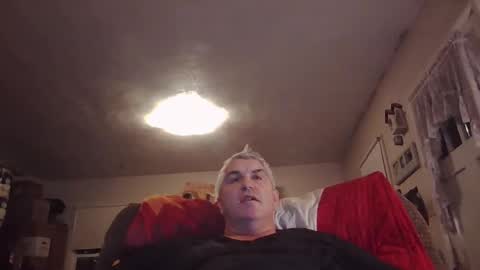 Snapshot of jecko71 chatting on December 2024 01:58:02 AM dadbody71 online show from December 2024 01:58:02 AM