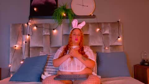 Snapshot of jenacooper__ chatting on October 2025 03:36:02 AM Jena online show from October 2025 03:36:02 AM