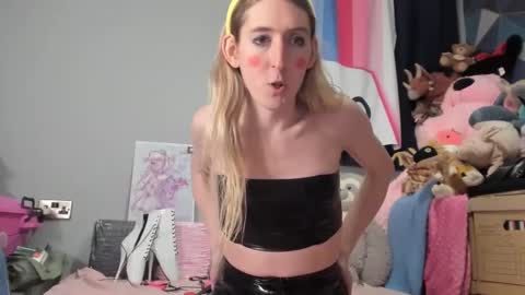 Snapshot of jenbydoll chatting on January 2025 06:17:01 PM JenbyDoll online show from January 2025 06:17:01 PM