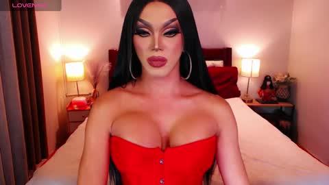 Snapshot of jenifers_body chatting on December 2024 04:58:01 PM Queen Jenifer online show from December 2024 04:58:01 PM