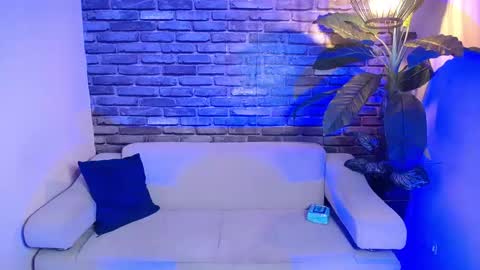 Snapshot of jenna_milf_ chatting on November 2025 11:52:02 AM Valentina online show from November 2025 11:52:02 AM