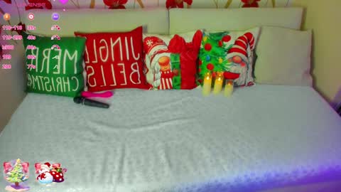 Jenn online show from January 2025 03:45:01 PM