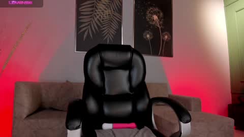 Jenna Olson  online show from February 2025 12:40:01 AM