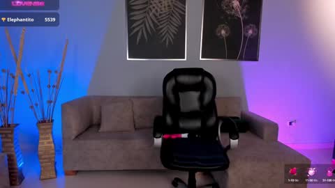 Jenna Olson  online show from February 2025 10:44:02 PM