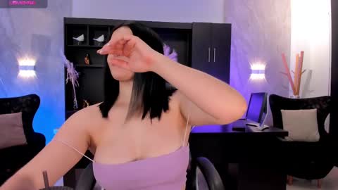 Jenna Olson  online show from March 2025 09:40:02 PM