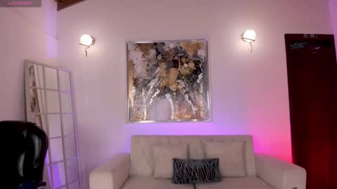 Jenna Olson  online show from October 2025 11:09:02 AM