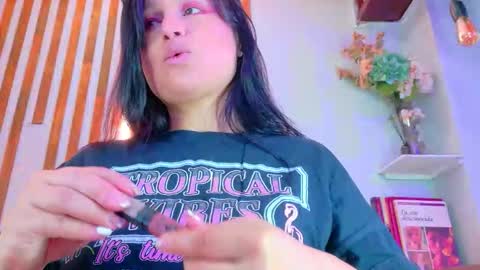 Snapshot of jennifer_vega1 chatting on October 2025 09:48:01 PM Jennifer vega online show from October 2025 09:48:01 PM
