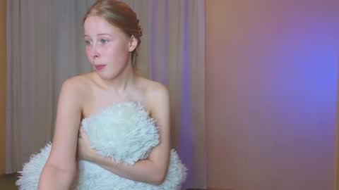 Snapshot of jenny_angelok chatting on December 2024 02:48:02 PM Next broadcast on December 05 subject to change online show from December 2024 02:48:02 PM