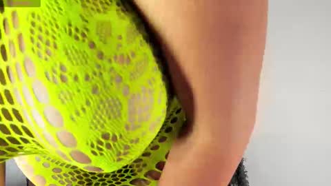 jenny online show from November 2025 03:28:02 AM