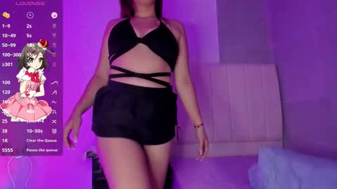 Snapshot of jenny_ford_181 chatting on October 2025 11:50:04 PM andrea online show from October 2025 11:50:04 PM