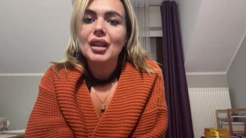 Jenny online show from October 2025 02:46:02 PM