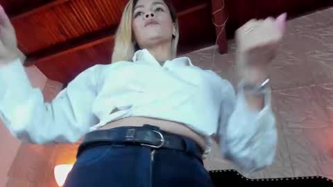  Jenny  online show from November 2025 11:29:01 AM