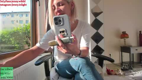 Snapshot of jennywildd chatting on May 2026 05:03:02 AM infamous blondiechloe. Jennyjennywildd online show from May 2026 05:03:02 AM
