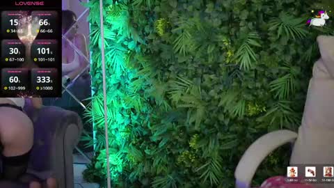 Snapshot of jennyyluv chatting on April 2026 04:31:02 PM JENNY online show from April 2026 04:31:02 PM