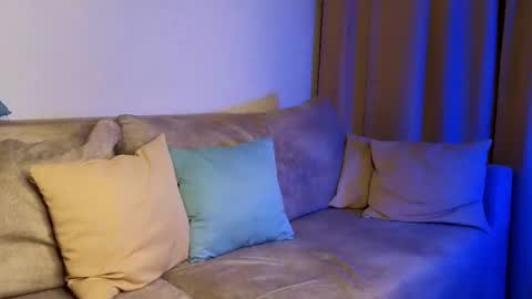 Kate online show from October 2025 02:58:02 PM