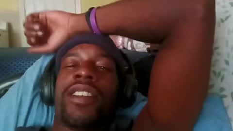 Youngest Brother online show from October 2025 05:35:02 PM