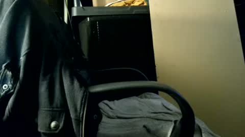 Snapshot of jeremiah0827 chatting on December 2024 09:44:01 AM jeremiah0827 online show from December 2024 09:44:01 AM