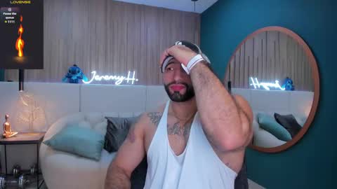 Jeremy online show from March 2025 09:43:02 PM