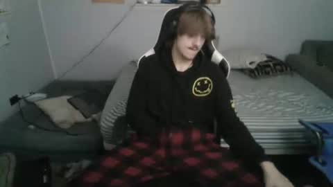 jerimiahslhong online show from November 2025 02:47:02 AM