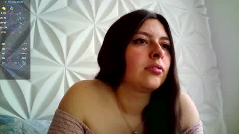 Snapshot of jerryandjessicaa chatting on November 2025 08:19:02 PM Jess y Jerry online show from November 2025 08:19:02 PM