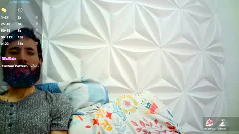 Snapshot of jerryandjessicaa chatting on December 2025 05:07:02 PM Jess y Jerry online show from December 2025 05:07:02 PM