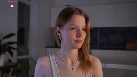 Molly online show from November 2025 03:34:01 PM