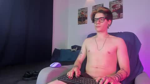 Snapshot of jerrycole_ chatting on September 2025 04:28:01 AM Angelo online show from September 2025 04:28:01 AM