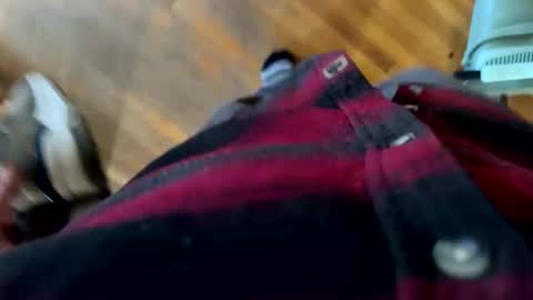 Jeremys room chill and puff one enjoy online show from November 2025 08:47:01 PM