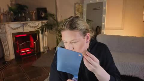 jes_solar online show from November 2025 10:02:01 PM