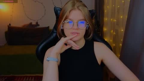  JessieVibes online show from December 2025 02:56:02 PM