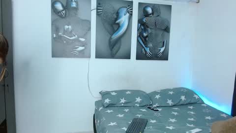 Snapshot of jessdant_luv chatting on December 2024 06:36:01 AM Hello we are Jesse and Dante. online show from December 2024 06:36:01 AM