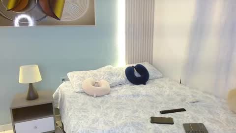 Hello we are Jesse and Dante. online show from December 2025 12:27:01 AM