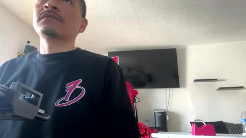 Hungjessy online show from January 2025 05:10:02 PM