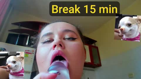Natalia online show from November 2025 06:41:02 AM