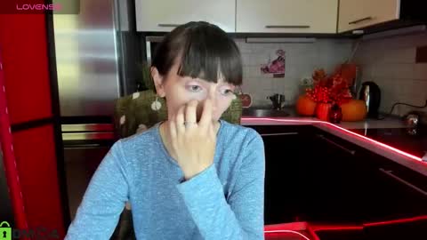 jessicaforris online show from October 2025 06:54:02 AM