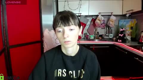 jessicaforris online show from December 2025 08:00:01 AM