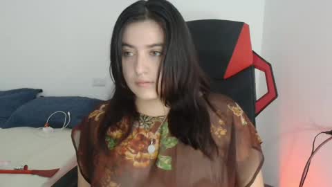 jessicared18 online show from September 2025 01:56:01 PM