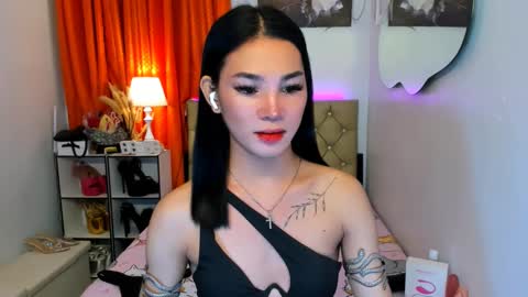 Snapshot of jessie_empress chatting on February 2025 08:41:01 PM Your naughty Jessie online show from February 2025 08:41:01 PM
