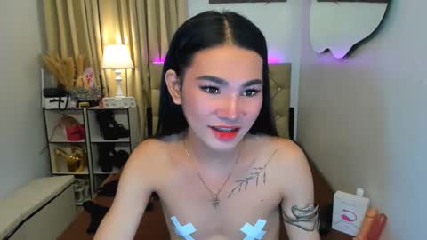 Snapshot of jessie_empress chatting on February 2025 12:37:01 AM Your naughty Jessie online show from February 2025 12:37:01 AM