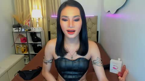 Snapshot of jessie_empress chatting on March 2025 10:10:01 PM Your naughty Jessie online show from March 2025 10:10:01 PM