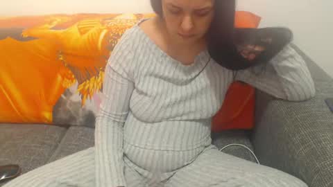 jessiestar3 online show from February 2025 01:32:01 PM