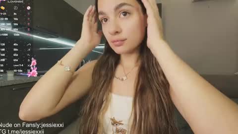 Snapshot of jessiexxi chatting on May 2026 02:05:02 AM Jessie TG channel online show from May 2026 02:05:02 AM