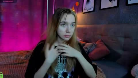 Jessie online show from October 2025 08:13:01 AM