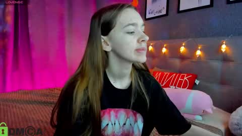 Jessie online show from December 2025 09:29:02 AM