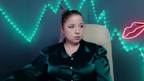 Jess online show from February 2026 07:42:02 AM