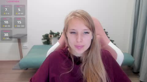 Snapshot of jessy_comely chatting on December 2024 07:22:02 PM Jessy online show from December 2024 07:22:02 PM