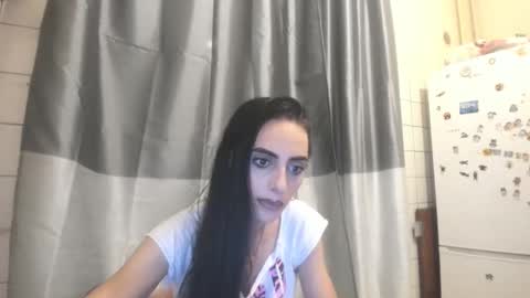 Jessy online show from October 2025 05:12:01 PM