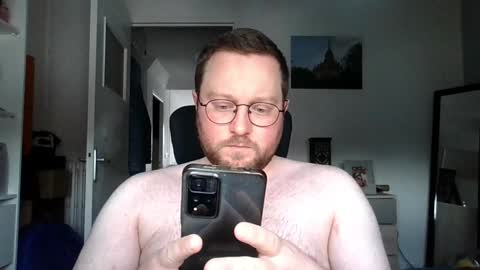 Snapshot of jeuneloup92 chatting on January 2025 09:40:01 AM jeuneloup92 online show from January 2025 09:40:01 AM