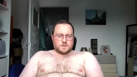 Snapshot of jeuneloup92 chatting on January 2025 04:06:01 PM jeuneloup92 online show from January 2025 04:06:01 PM